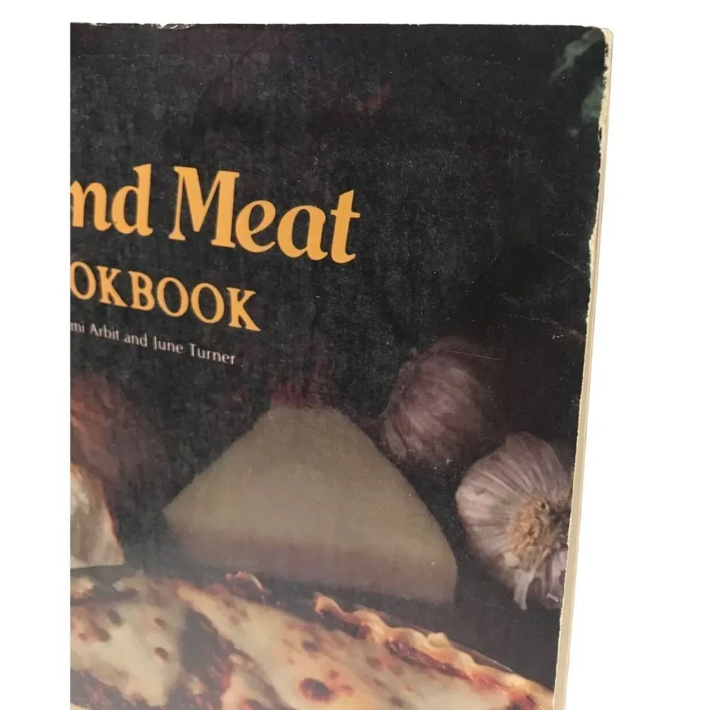Ideals Ground‎ meat cookbook by Naomi Arbit and June Tumer recipes vintage